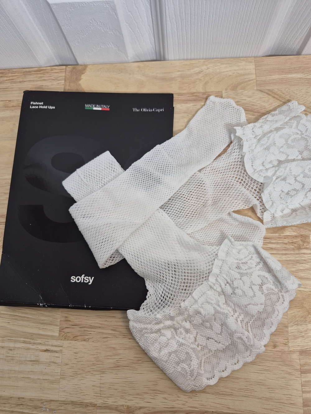 NWT Sofsy White Fishnet Lace Thigh High Stockings XS S Italian Hosiery Coquette